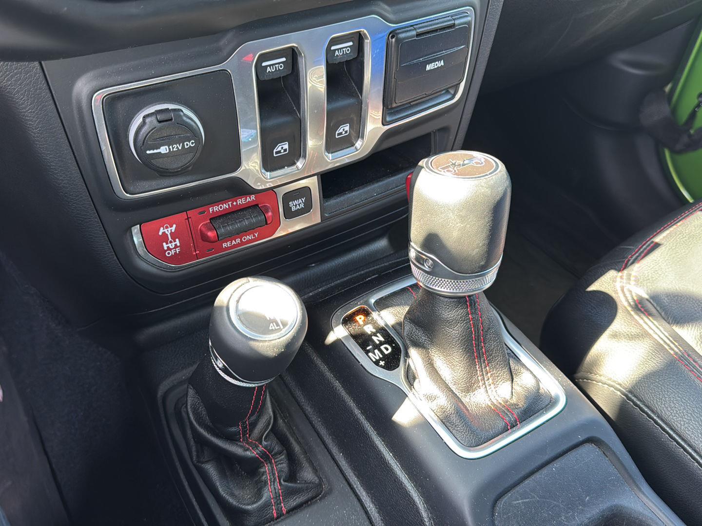 Used 2018 Mojito! Clearcoat Jeep Rubicon image 17