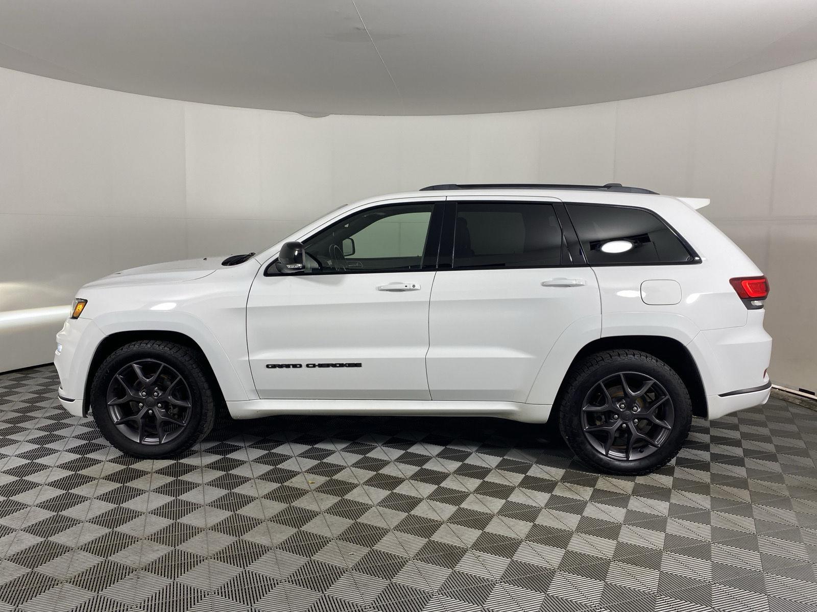 Used 2020 Bright White Clearcoat Jeep Limited X image 4