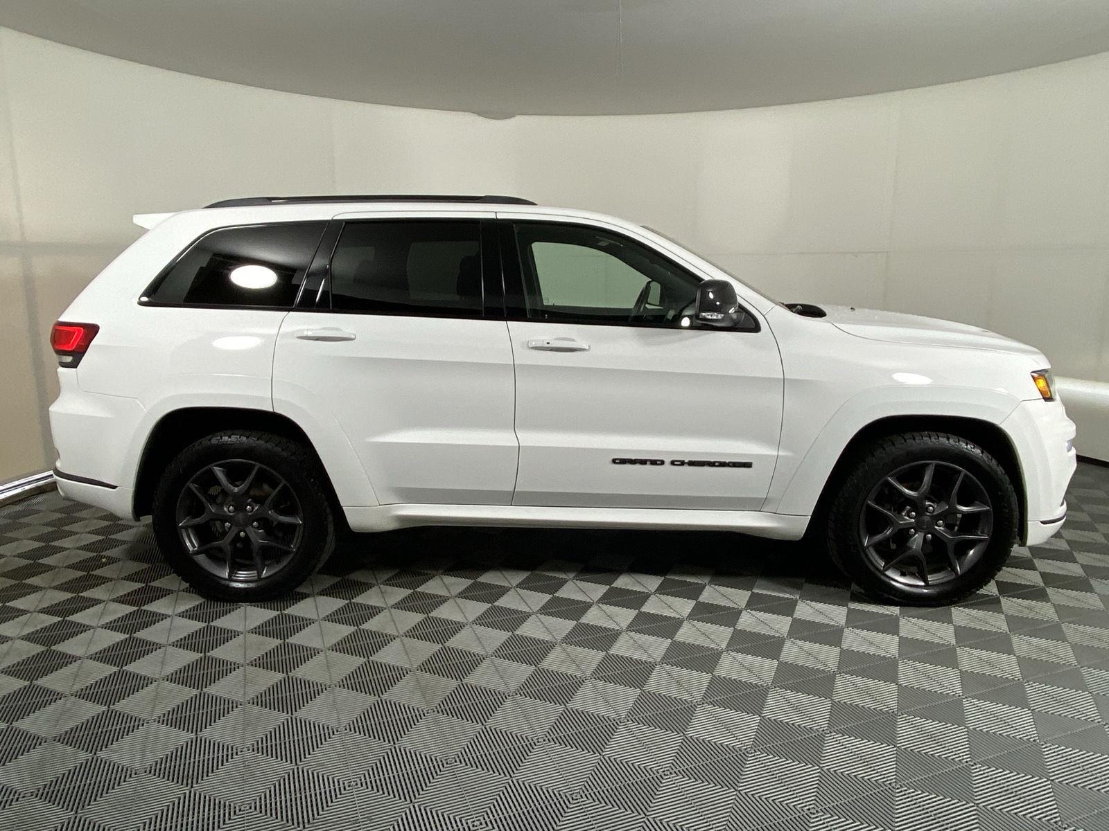 Used 2020 Bright White Clearcoat Jeep Limited X image 10