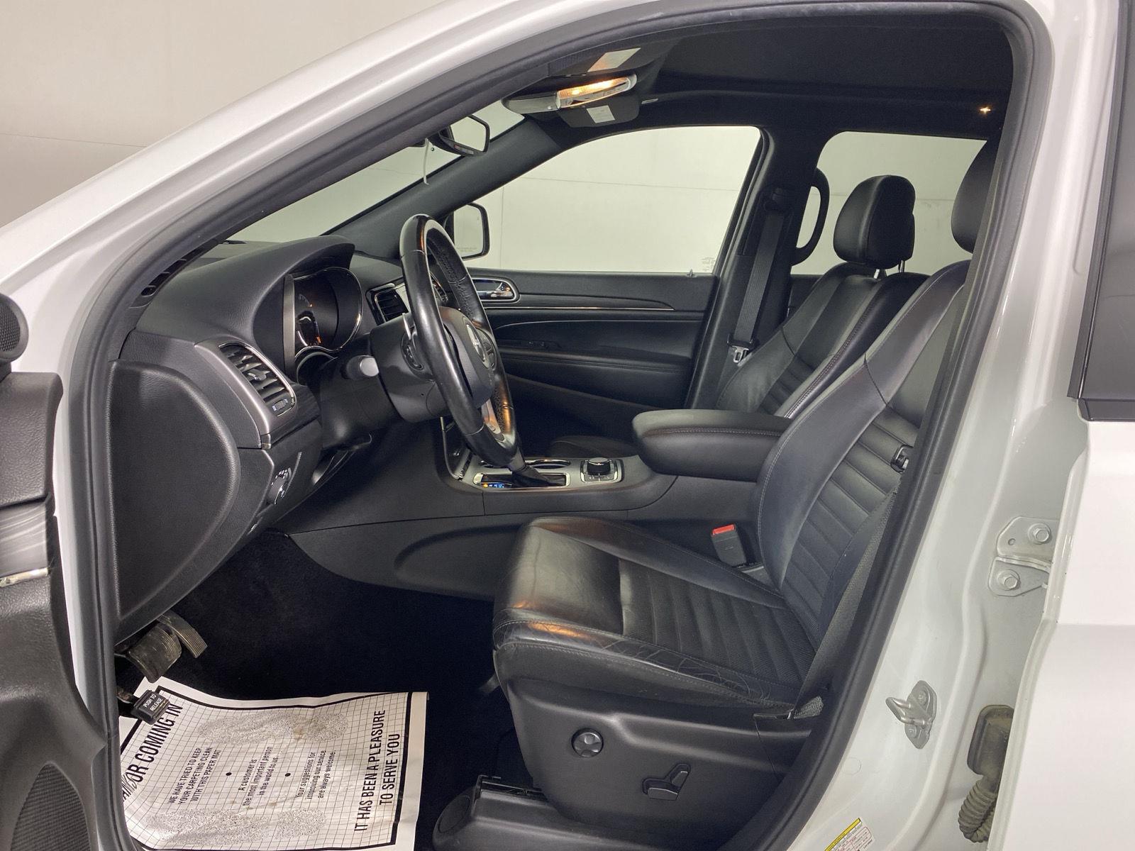 Used 2020 Bright White Clearcoat Jeep Limited X image 13