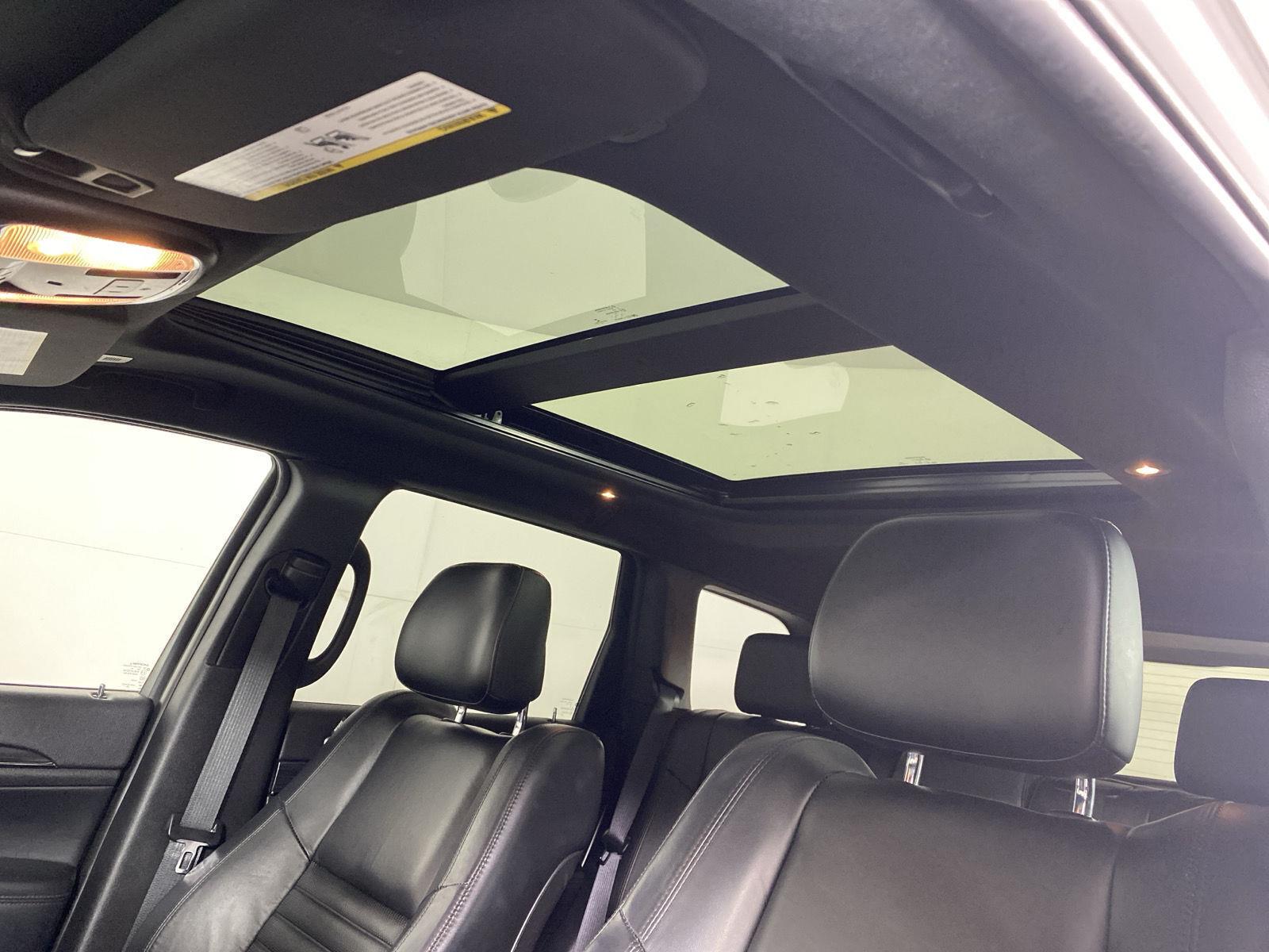 Used 2020 Bright White Clearcoat Jeep Limited X image 14