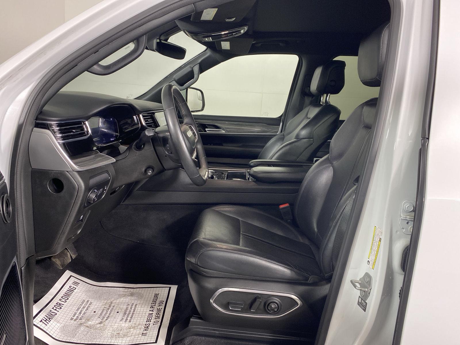 Used 2022 Bright White Clearcoat Jeep Series II image 7