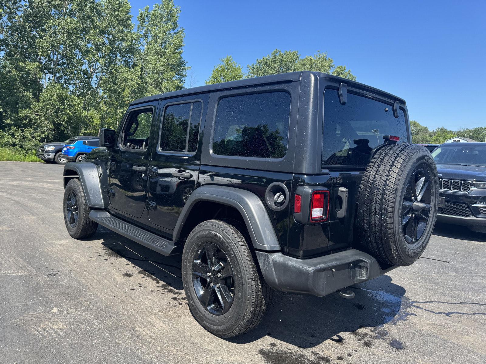 Certified Used 2023 Black Clearcoat Jeep Sport Altitude image 8