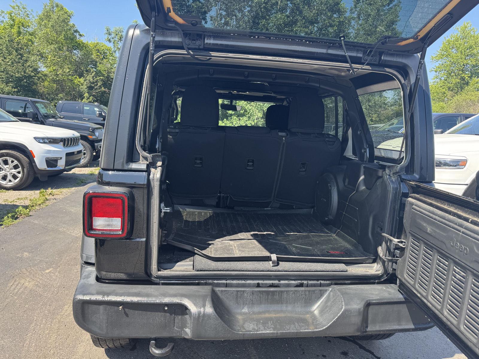 Certified Used 2023 Black Clearcoat Jeep Sport Altitude image 11