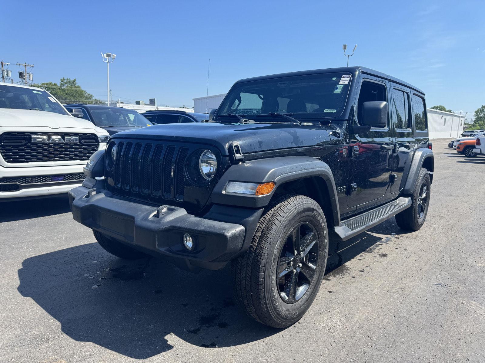 Certified Used 2023 Black Clearcoat Jeep Sport Altitude image 5