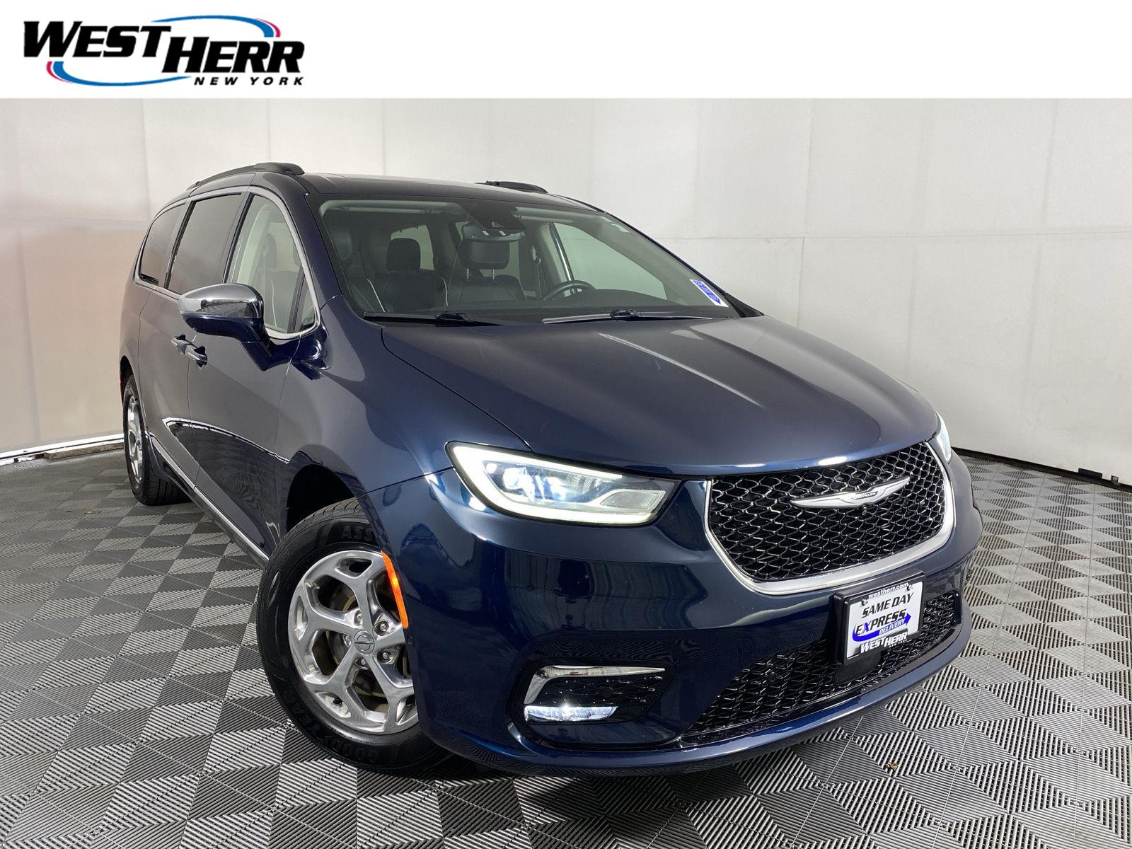 2022 Chrysler Pacifica Limited AWD