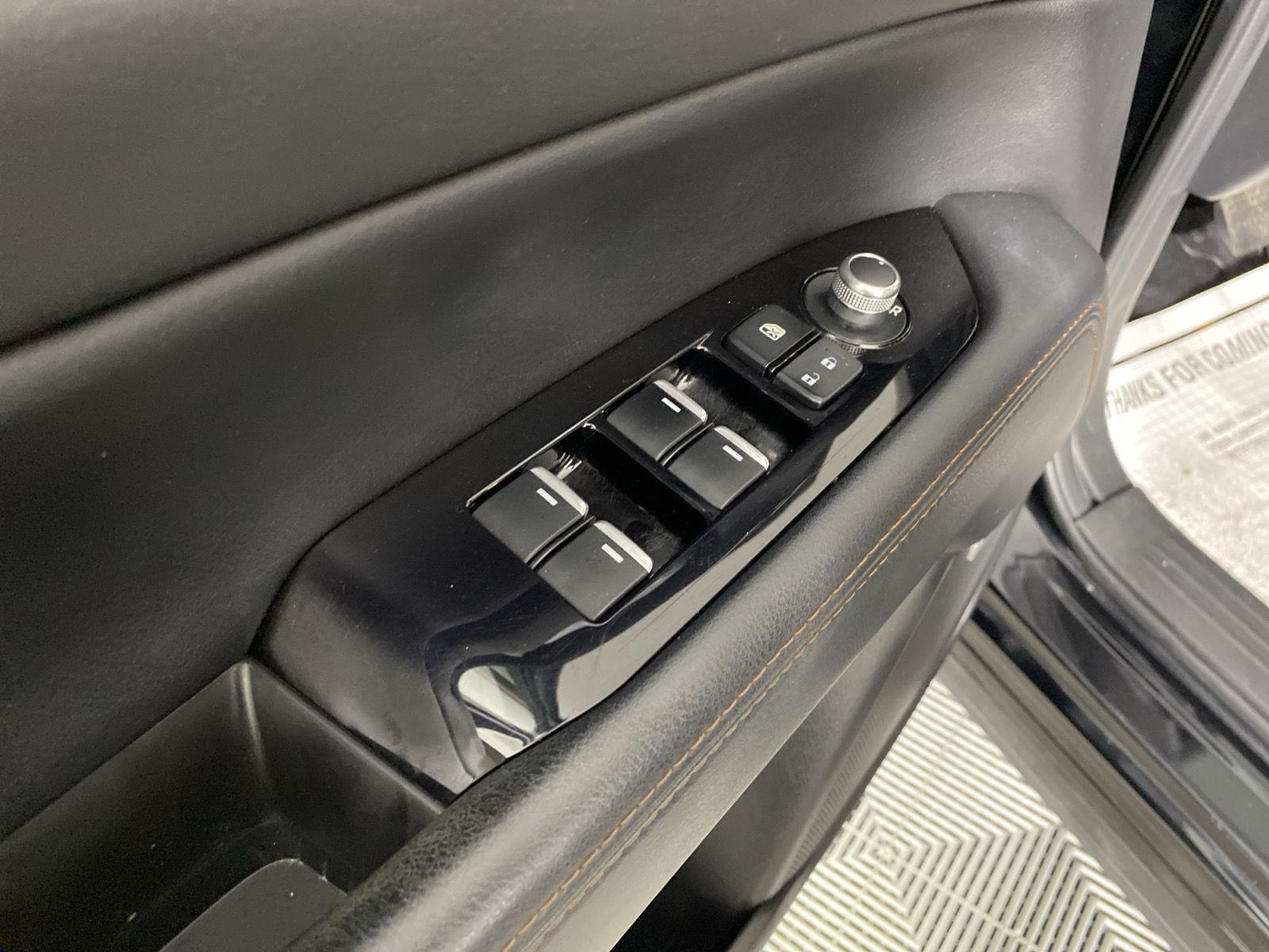 Used 2021 Jet Black Mica Mazda Grand Touring image 22
