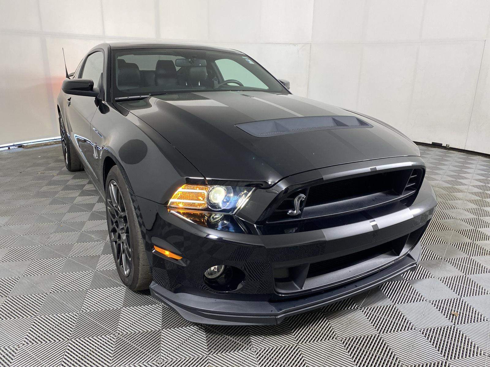 Used 2014 Black Ford Shelby GT500 image 14