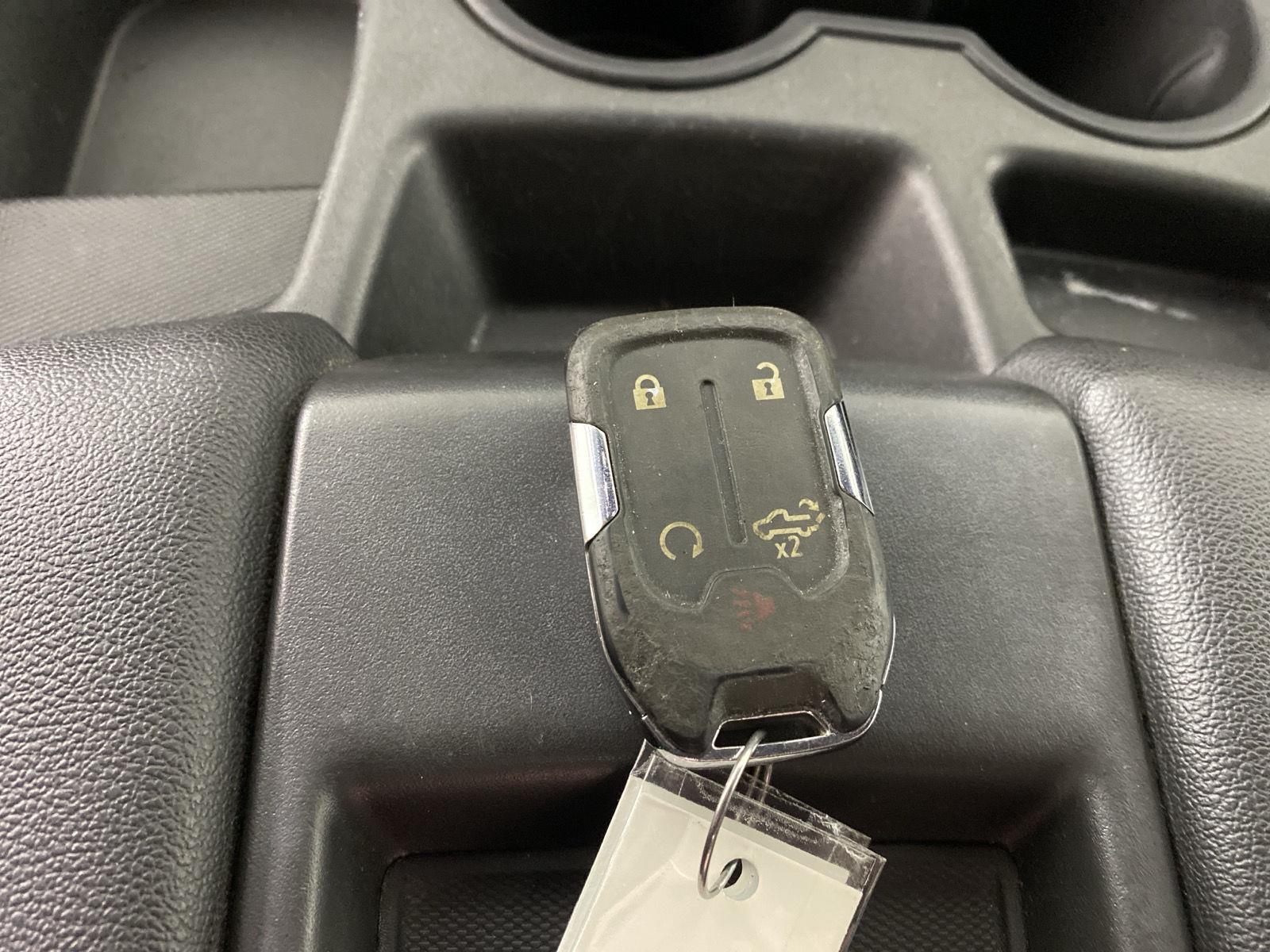 Used 2021 Silver Ice Metallic Chevrolet LT image 6