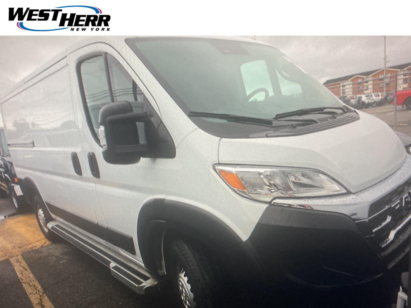 2025 RAM ProMaster 2500 Tradesman 136 Low Roof Cargo Van FWD