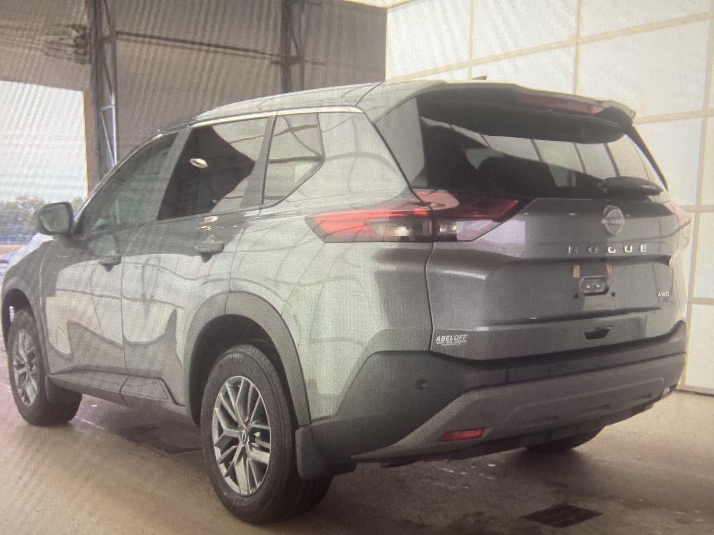 Used 2023 Gun Metallic Nissan S image 4