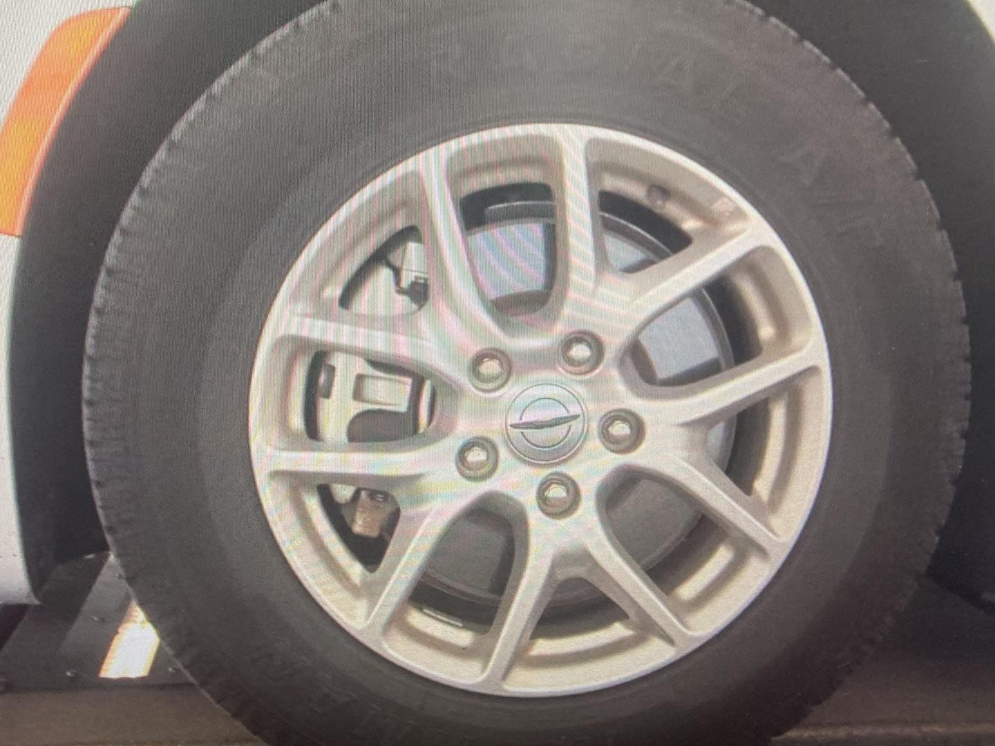 Used 2024 Bright White Clearcoat Chrysler Touring L image 10
