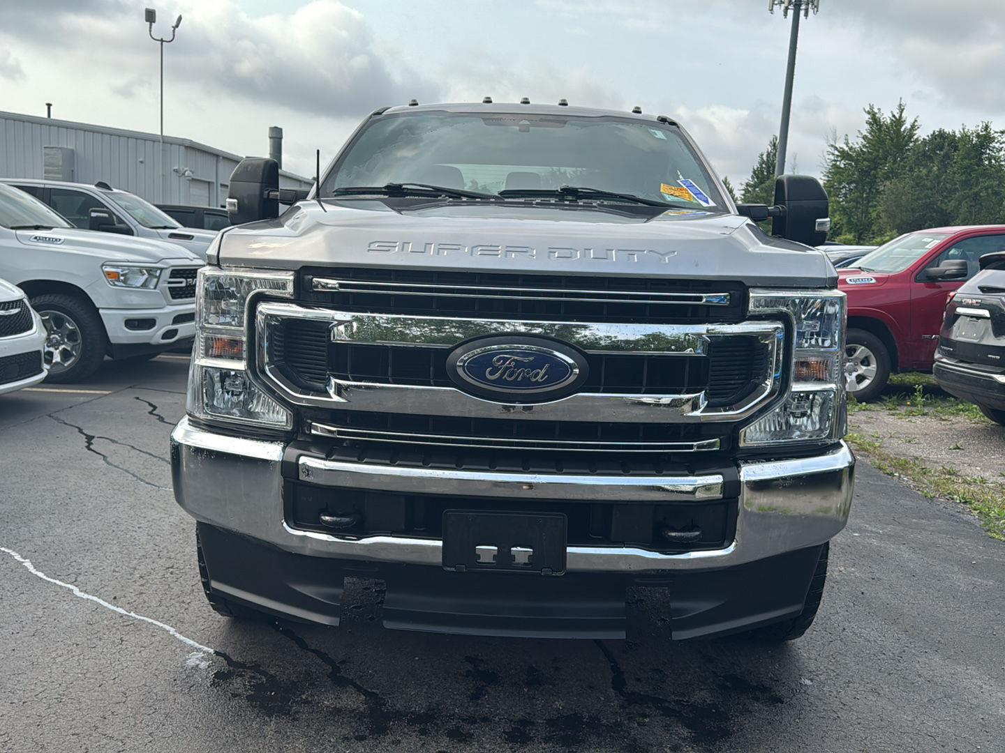 Used 2020 Iconic Silver Ford XL image 3