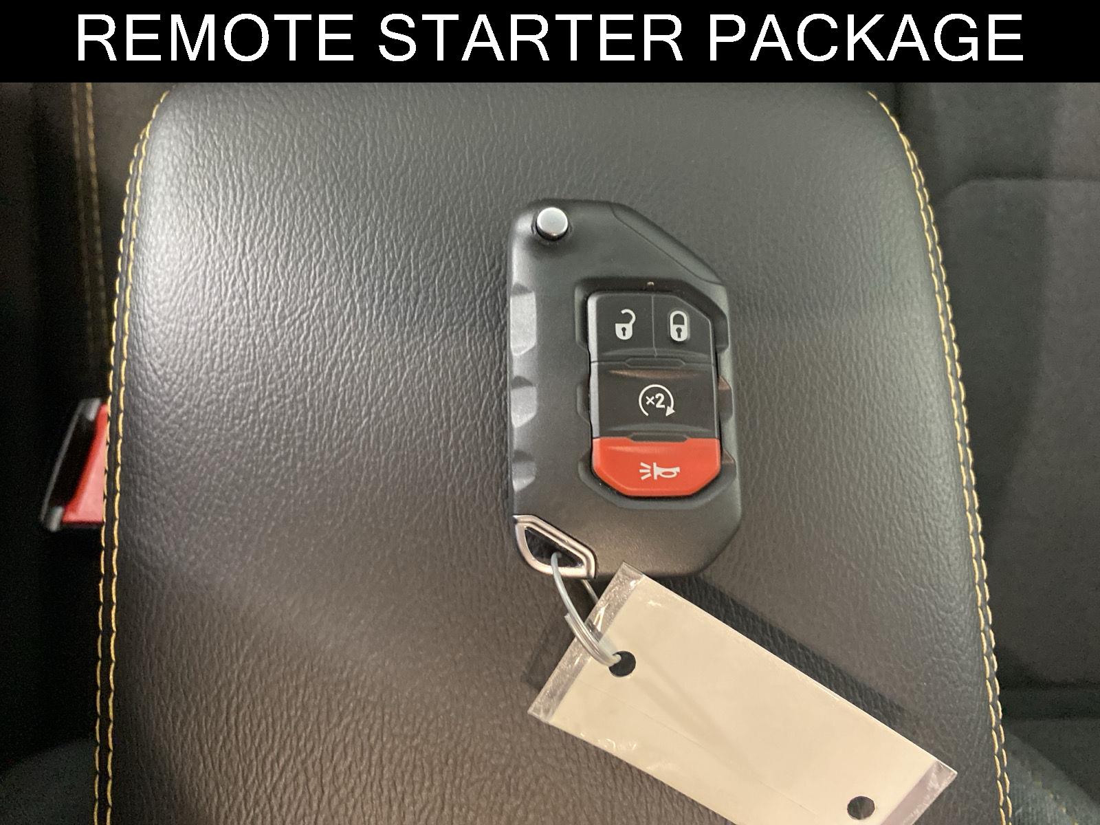 Used 2025 Granite Crystal Metallic Clearcoat Jeep Sahara image 7