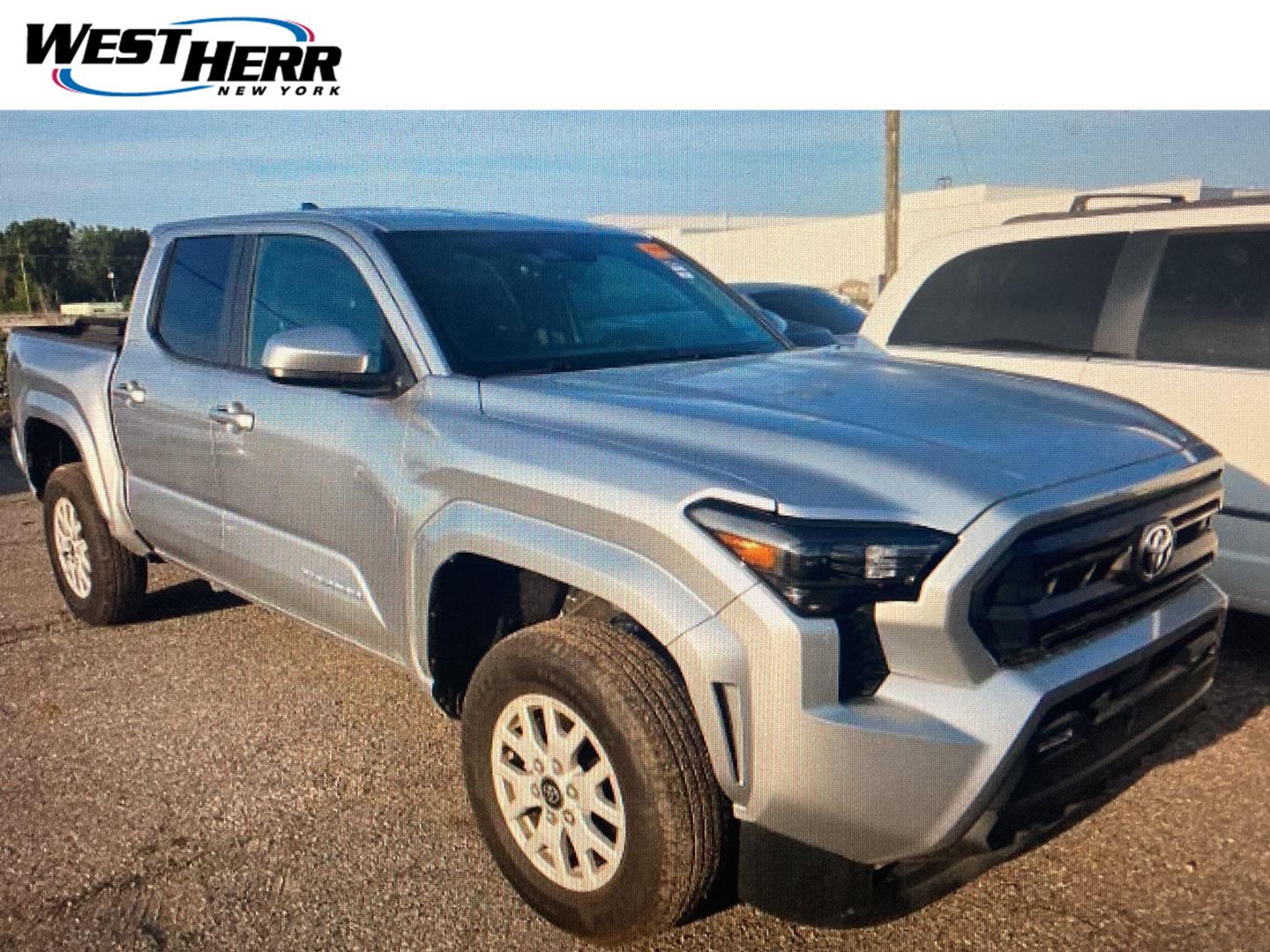 2025 Toyota Tacoma SR5 Double Cab 4WD