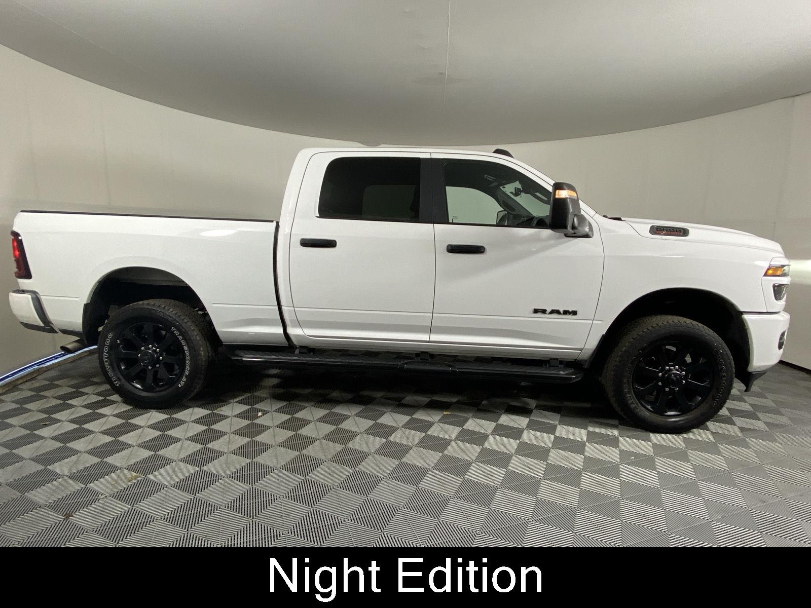 Certified Used 2025 Bright White Clearcoat Ram Big Horn image 4