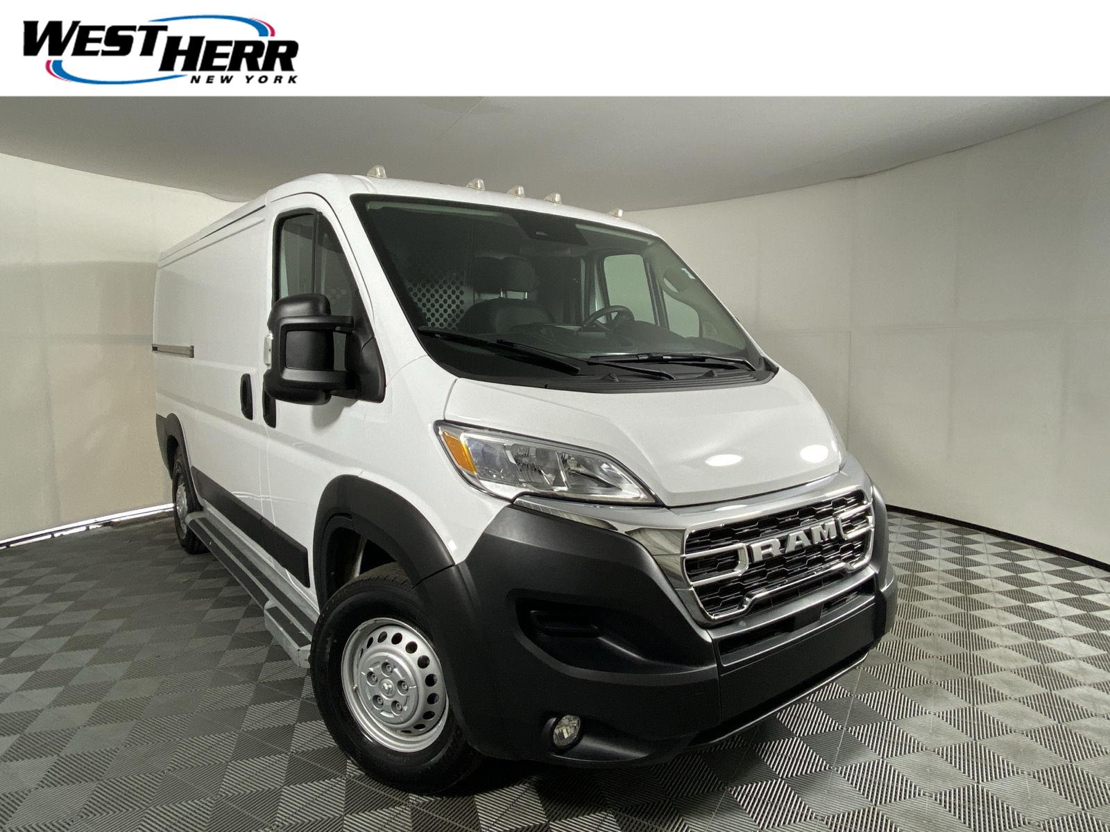 2025 RAM ProMaster 2500 Tradesman 136 Low Roof Cargo Van FWD