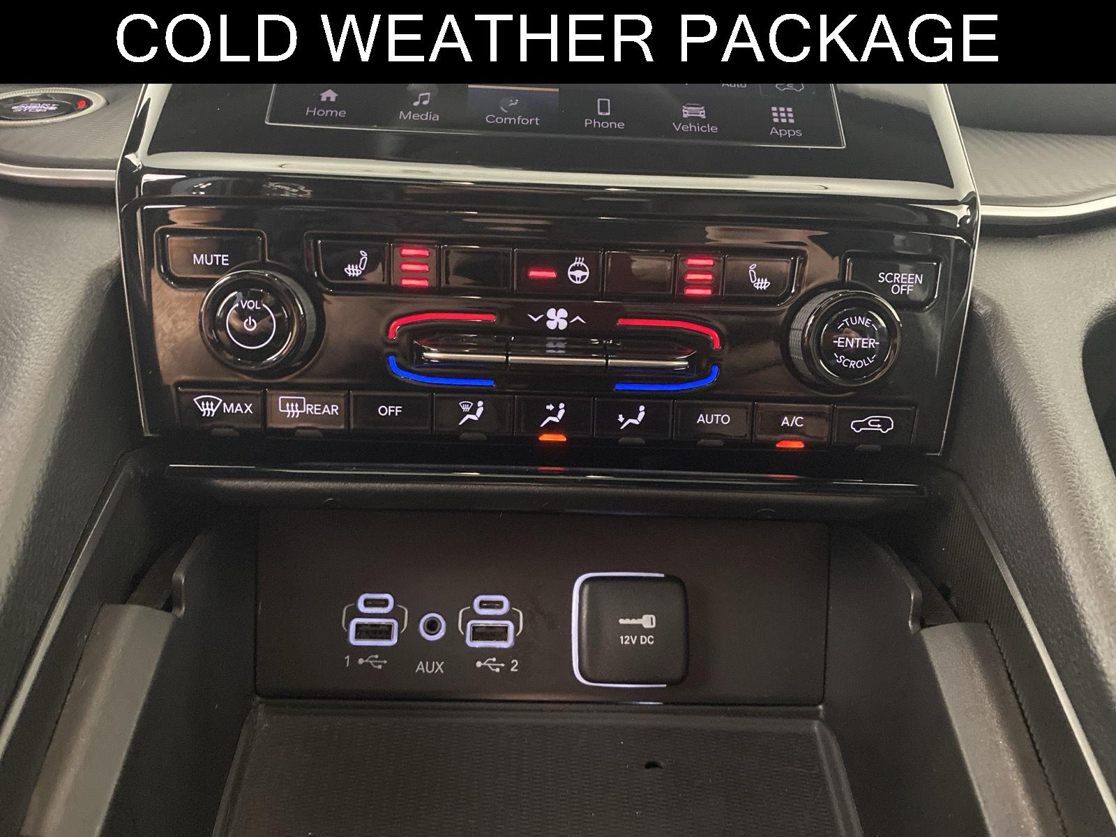 Used 2024 Diamond Black Crystal Pearlcoat Jeep Altitude X image 6