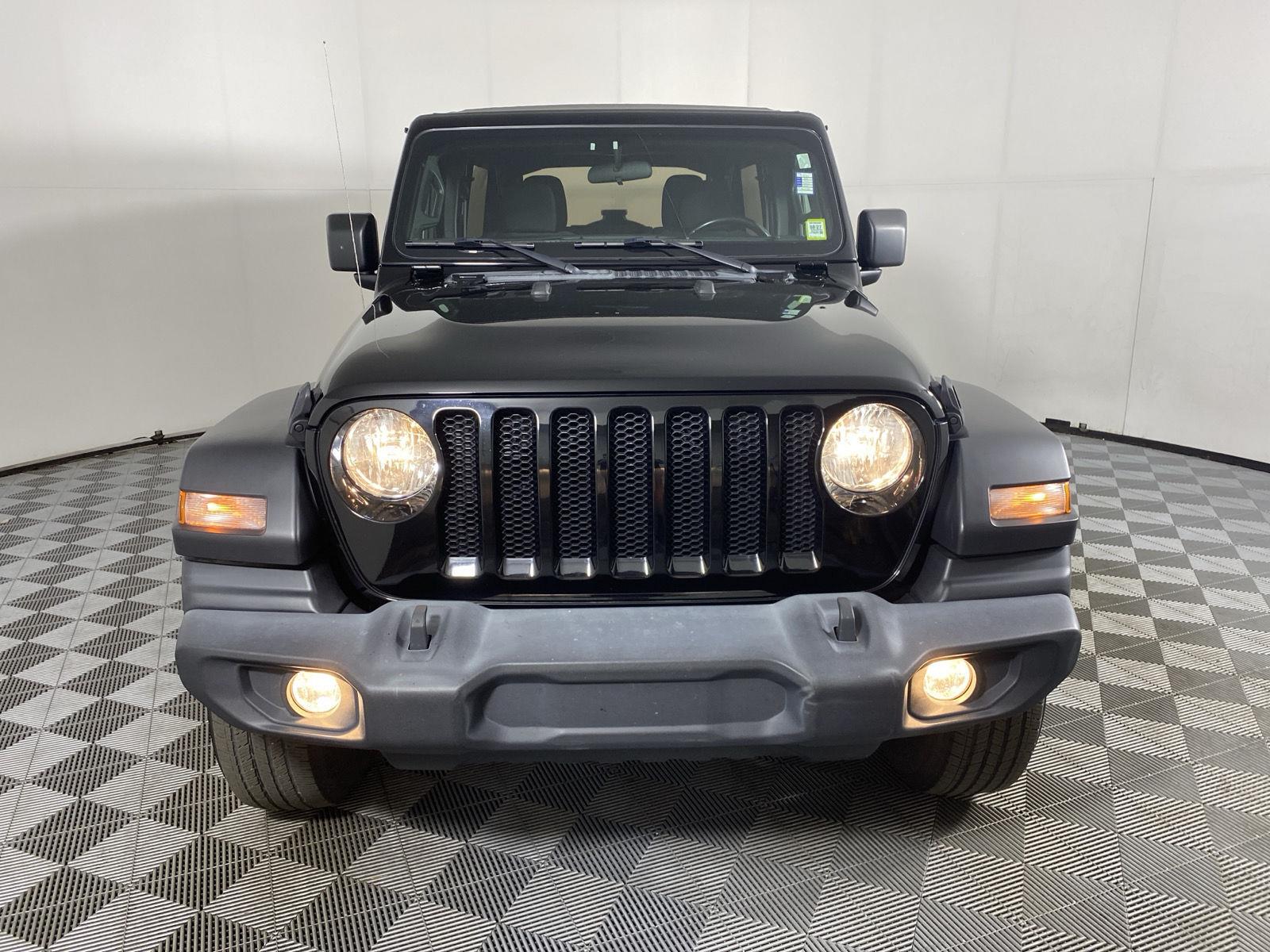 Used 2022 Black Clearcoat Jeep Unlimited Sport S image 17