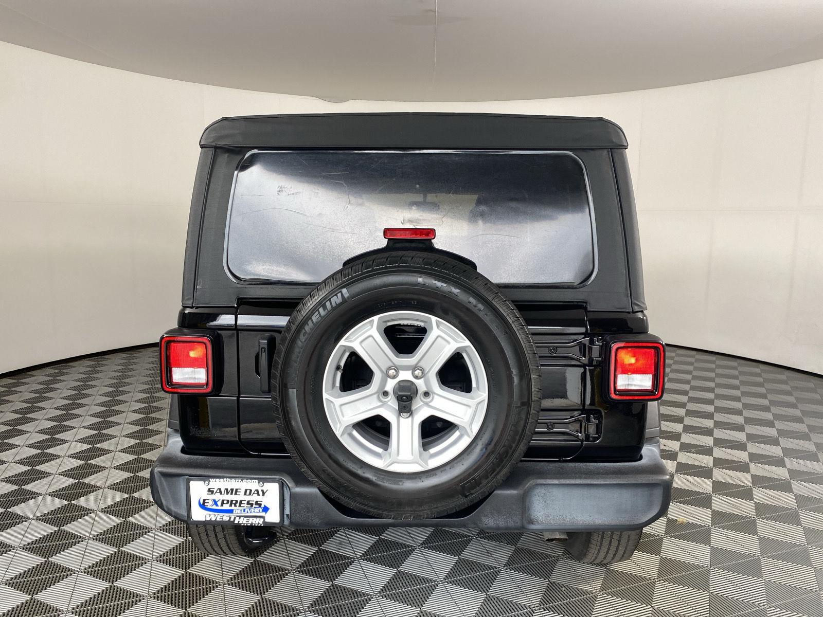 Used 2022 Black Clearcoat Jeep Unlimited Sport S image 10