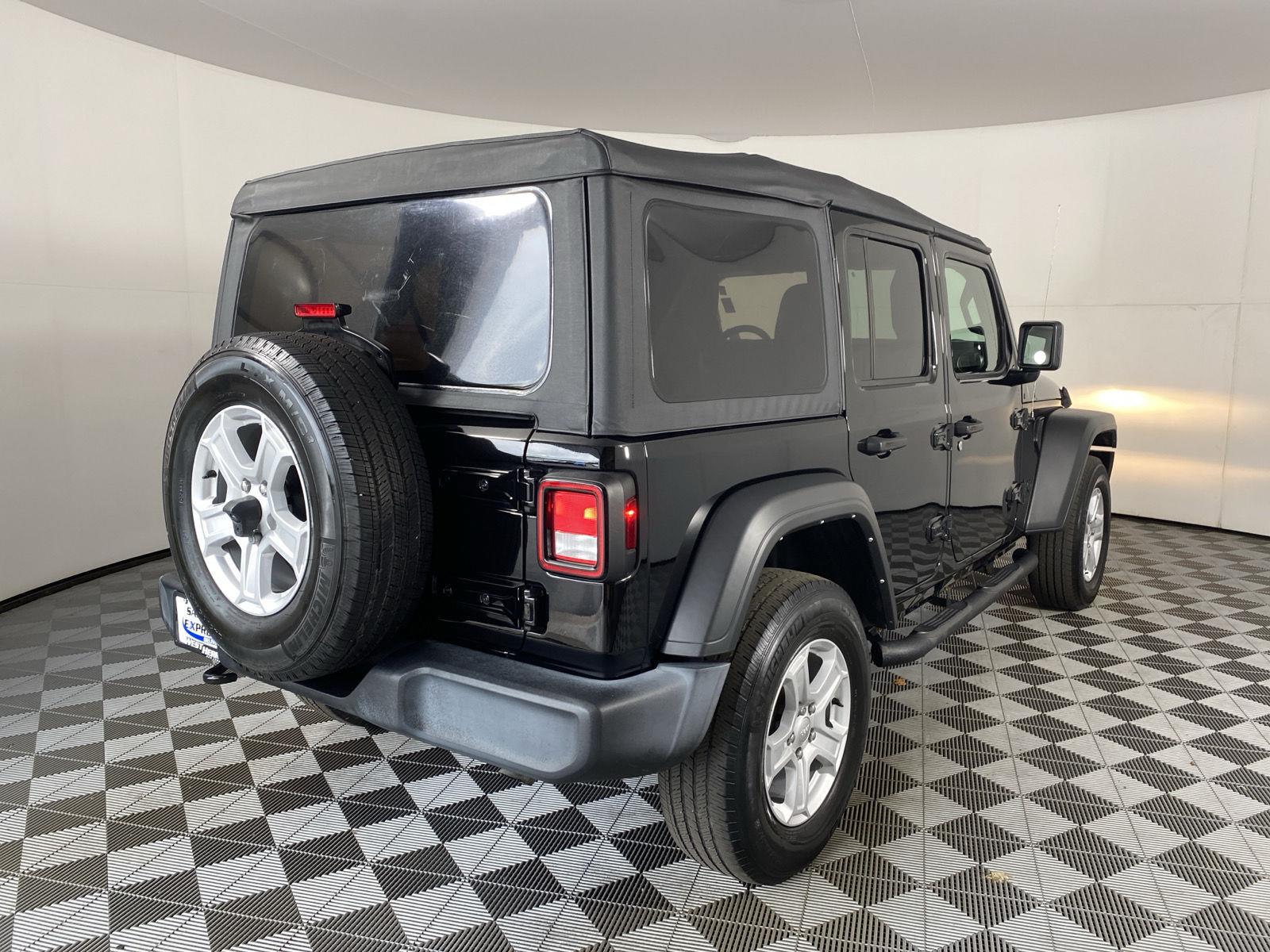Used 2022 Black Clearcoat Jeep Unlimited Sport S image 16