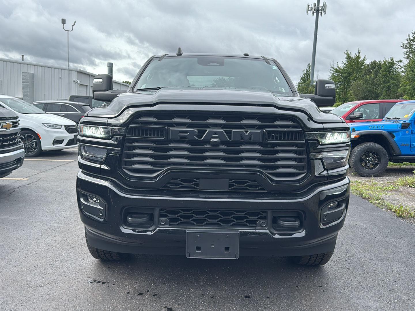 Used 2025 Diamond Black Crystal Pearlcoat Ram Big Horn image 6