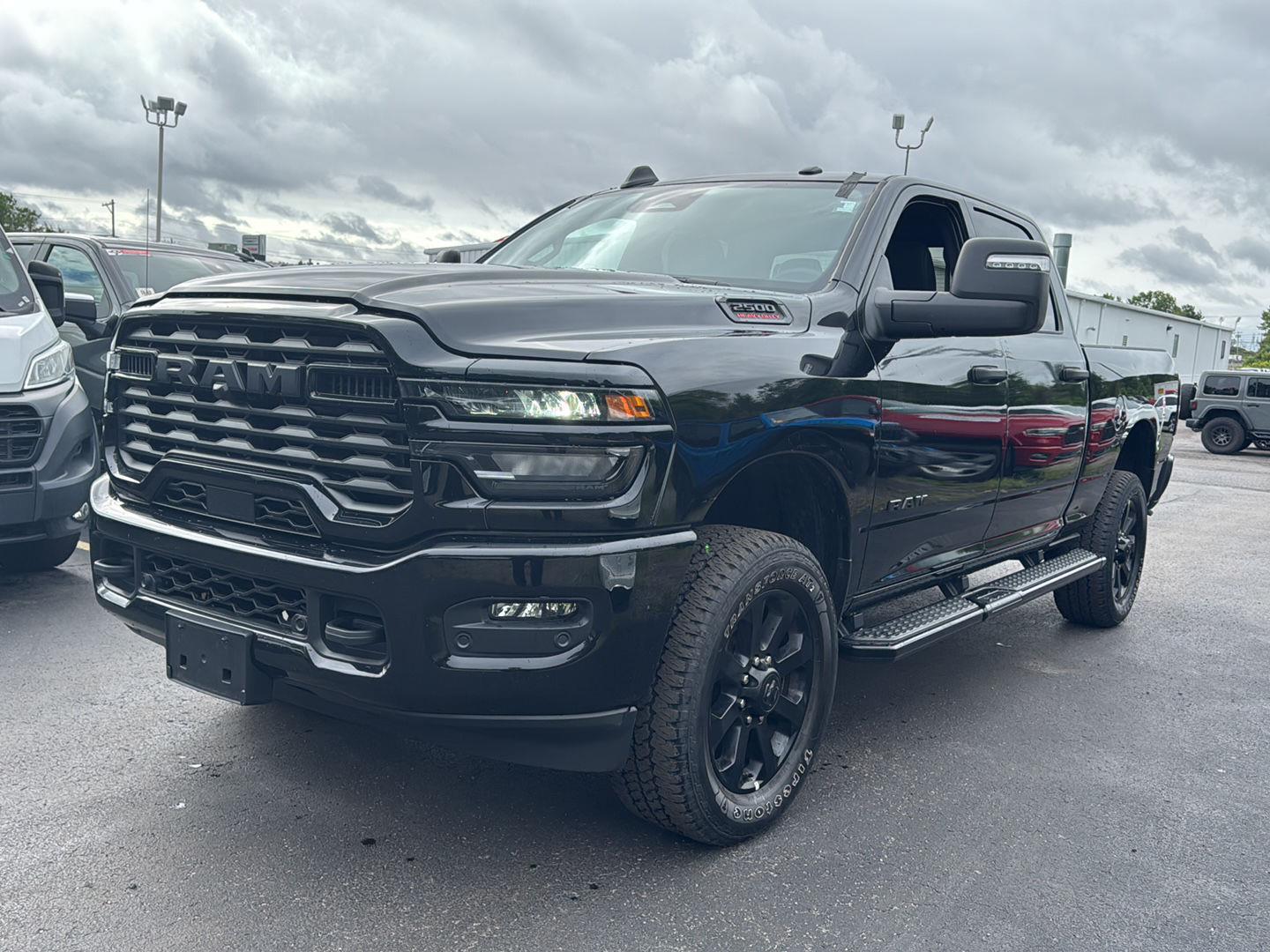 Used 2025 Diamond Black Crystal Pearlcoat Ram Big Horn image 8