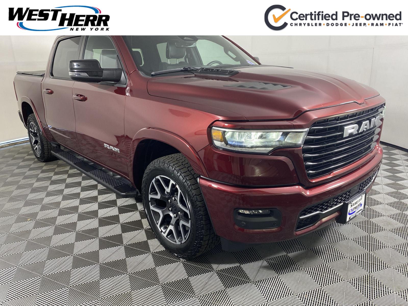 2025 RAM 1500 Laramie Crew Cab 4WD