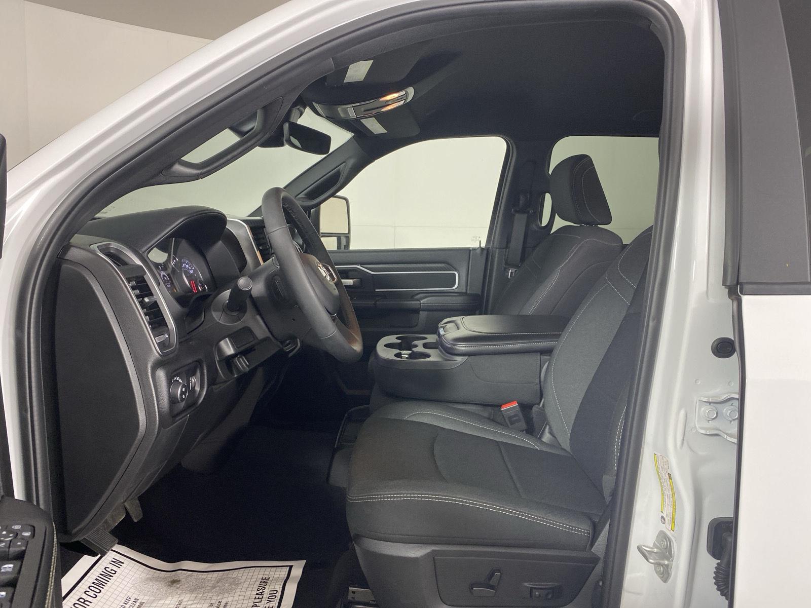 Certified Used 2025 Bright White Clearcoat Ram Big Horn image 9