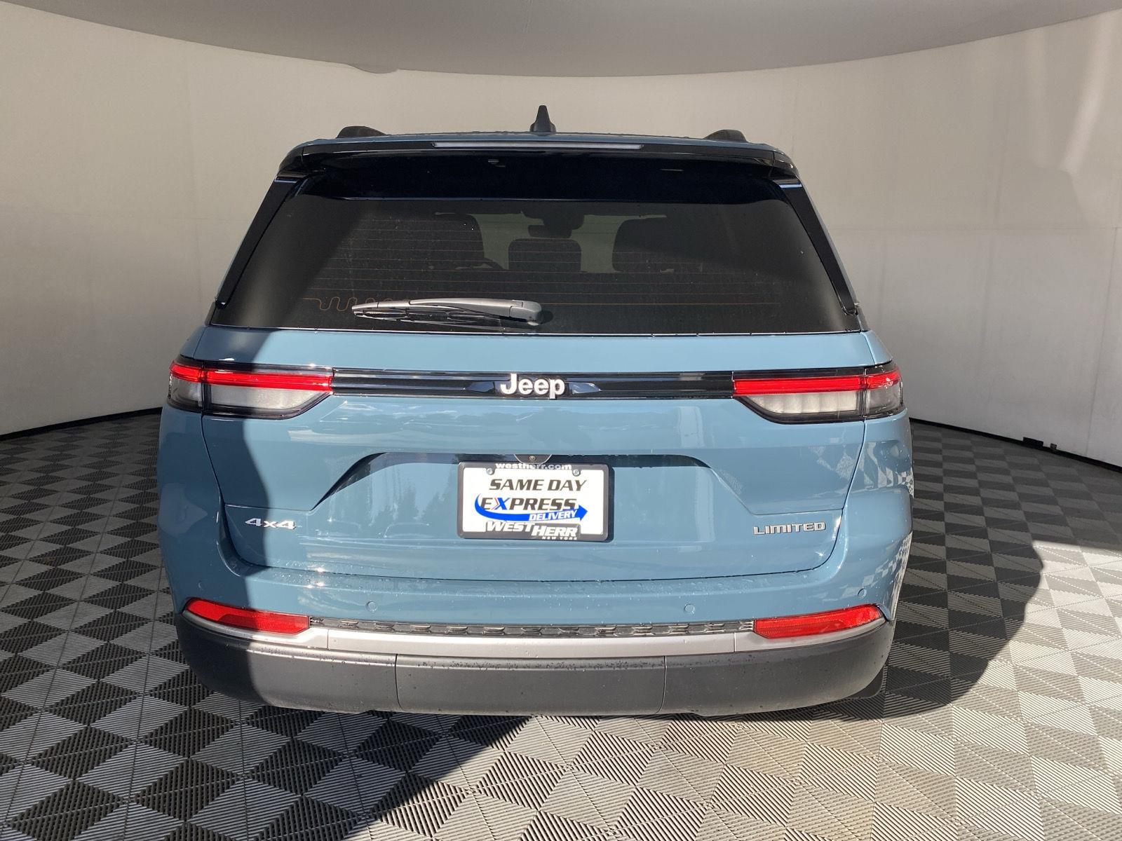 Used 2026 Steel Blue Jeep Limited image 18