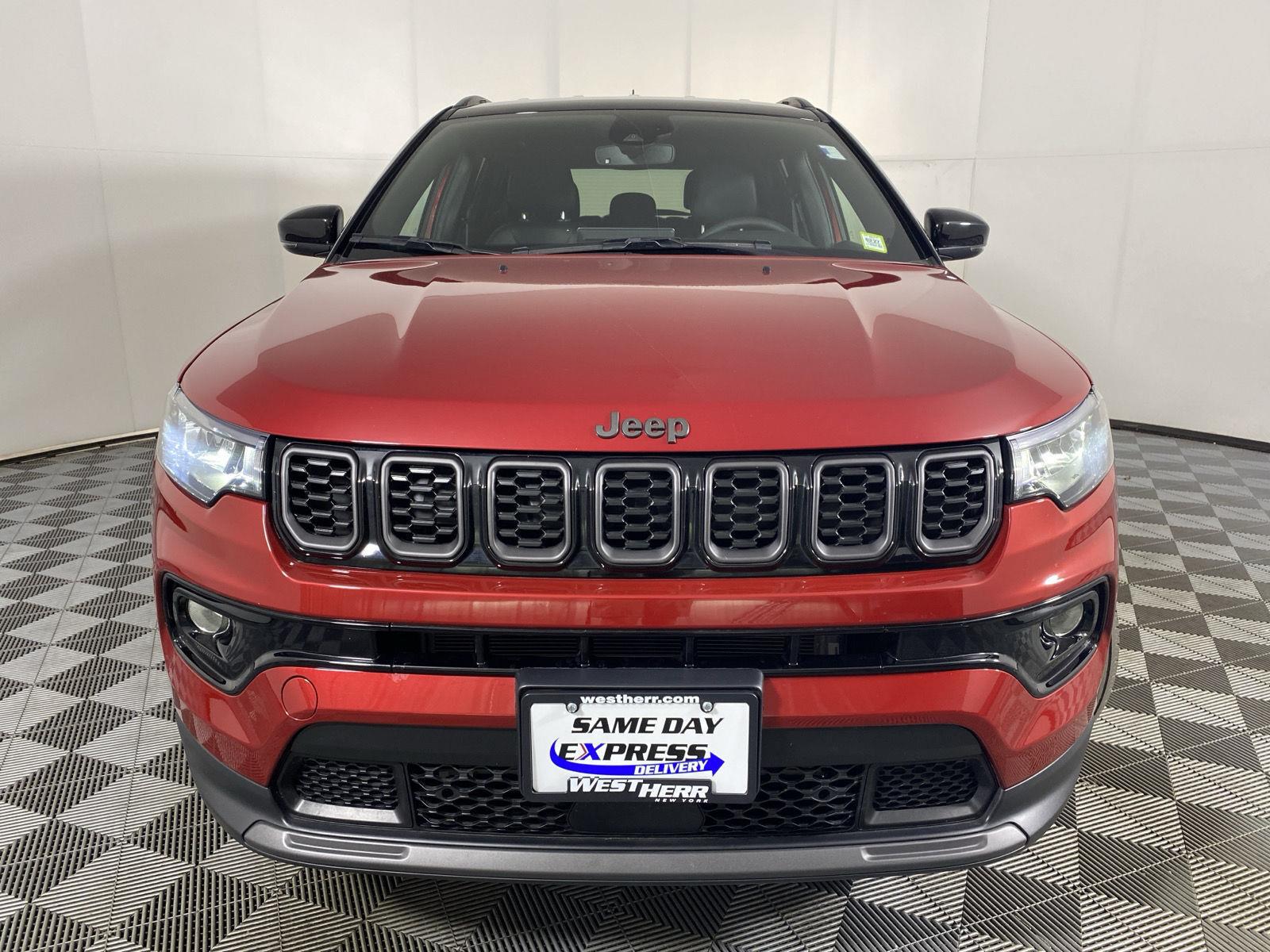 Used 2026 Red Hot Pearlcoat Jeep Limited image 8
