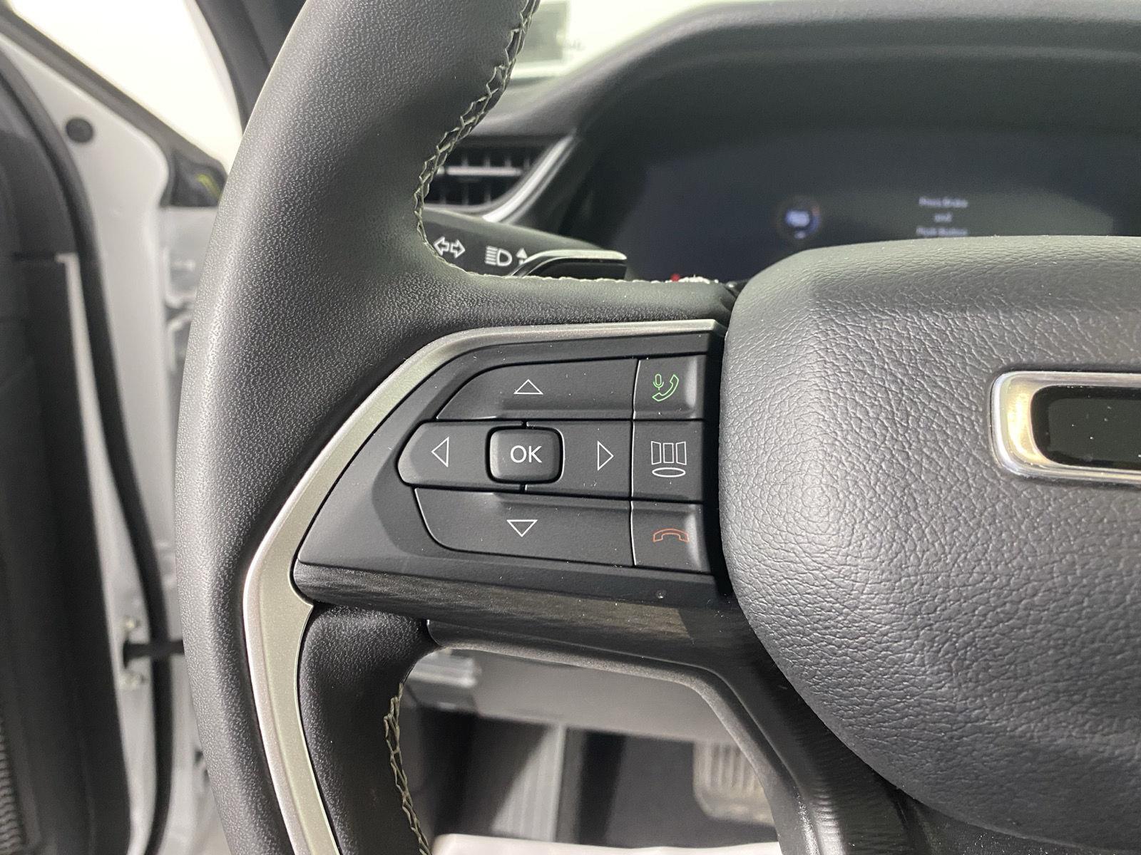 Certified Used 2023 Bright White Clearcoat Jeep Altitude X image 21