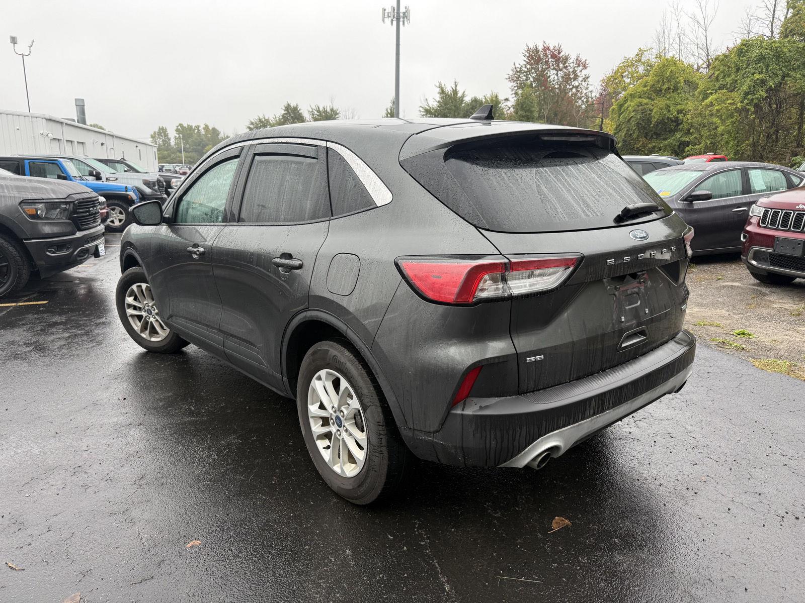 Used 2020 Magnetic Ford SE image 10