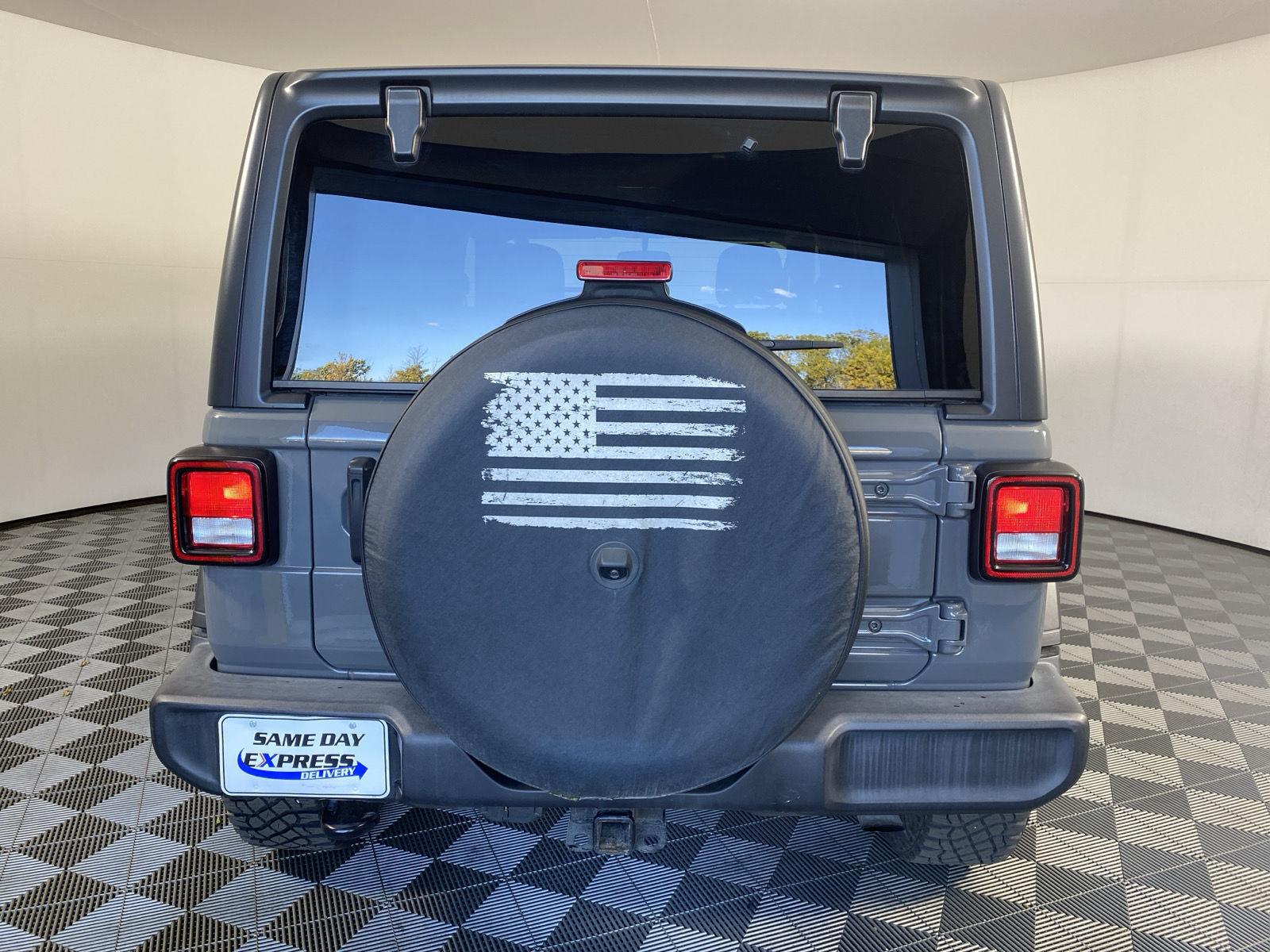 Used 2020 Sting-Gray Clearcoat Jeep Sport S image 10