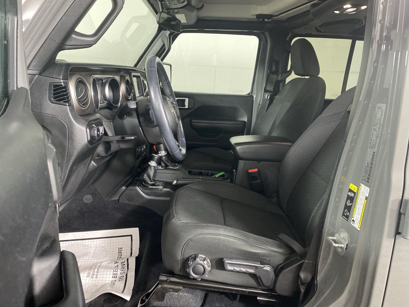 Used 2020 Sting-Gray Clearcoat Jeep Sport S image 5