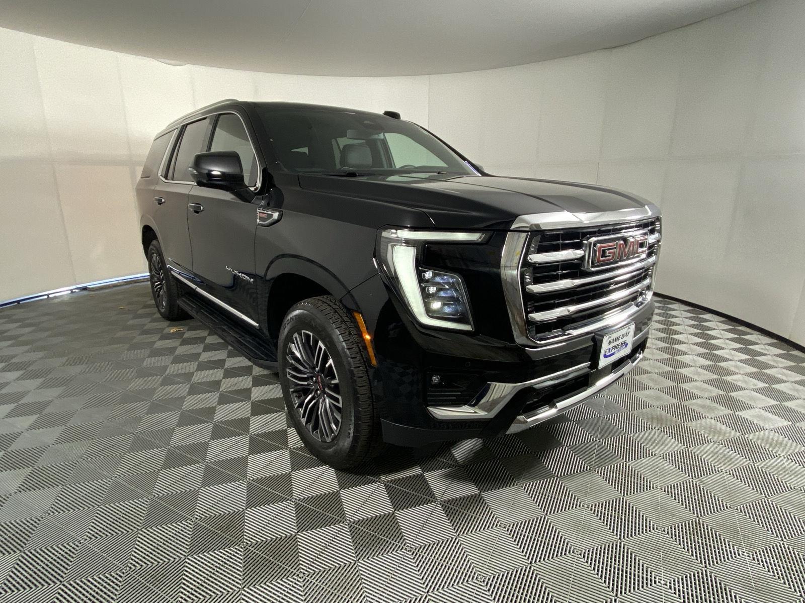 Used 2025 Onyx Black GMC Elevation image 20