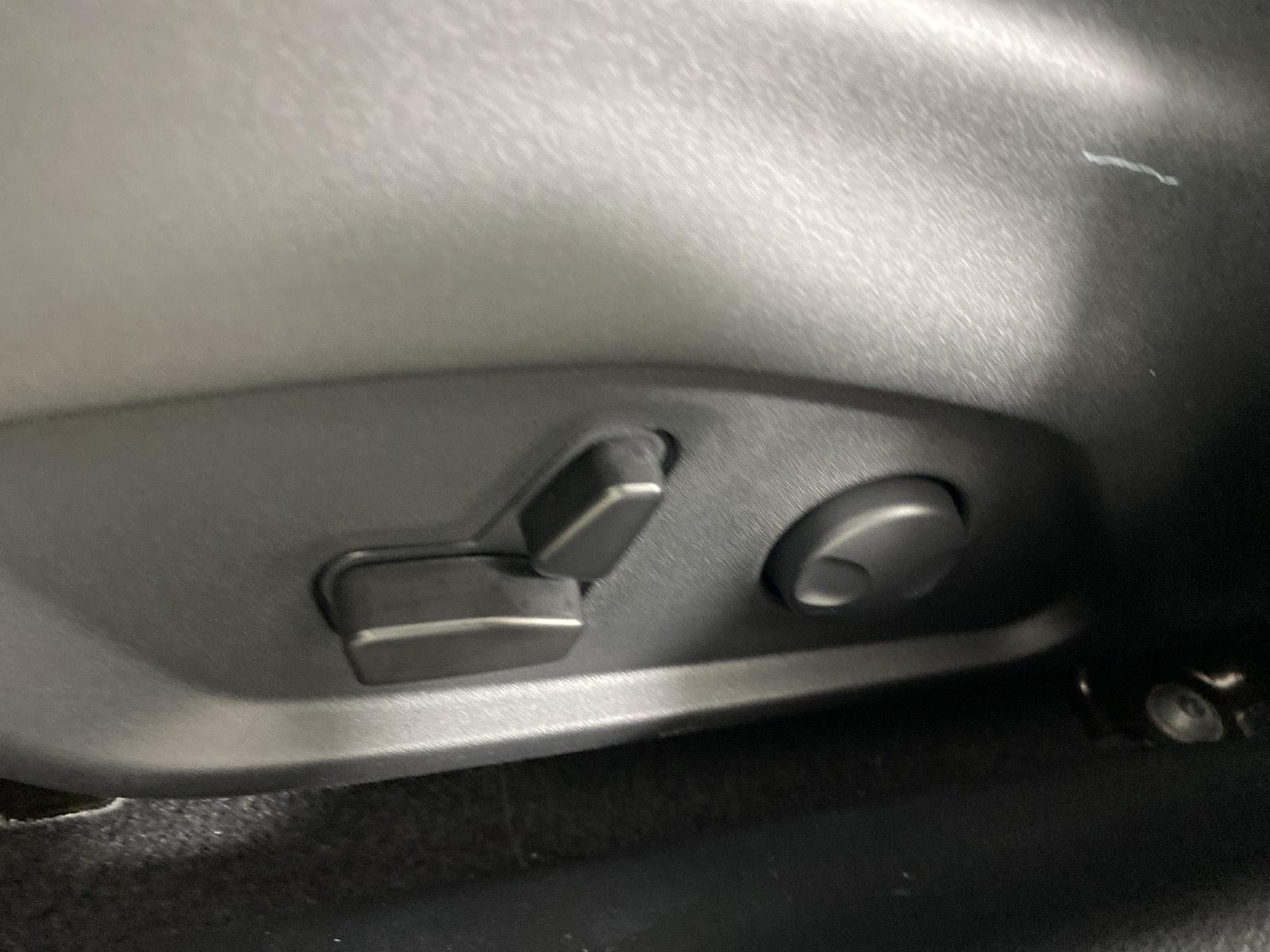 Certified Used 2023 Sting-Gray Clearcoat Jeep Trailhawk image 19