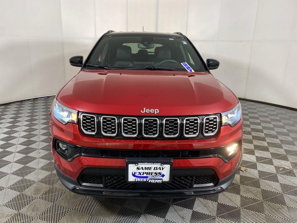 Used 2025 Red Hot Pearlcoat Jeep Limited image 2
