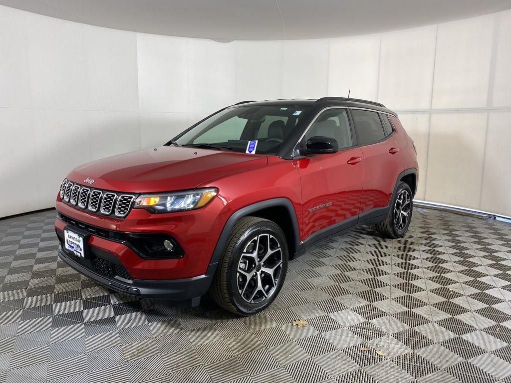 Used 2025 Red Hot Pearlcoat Jeep Limited image 4