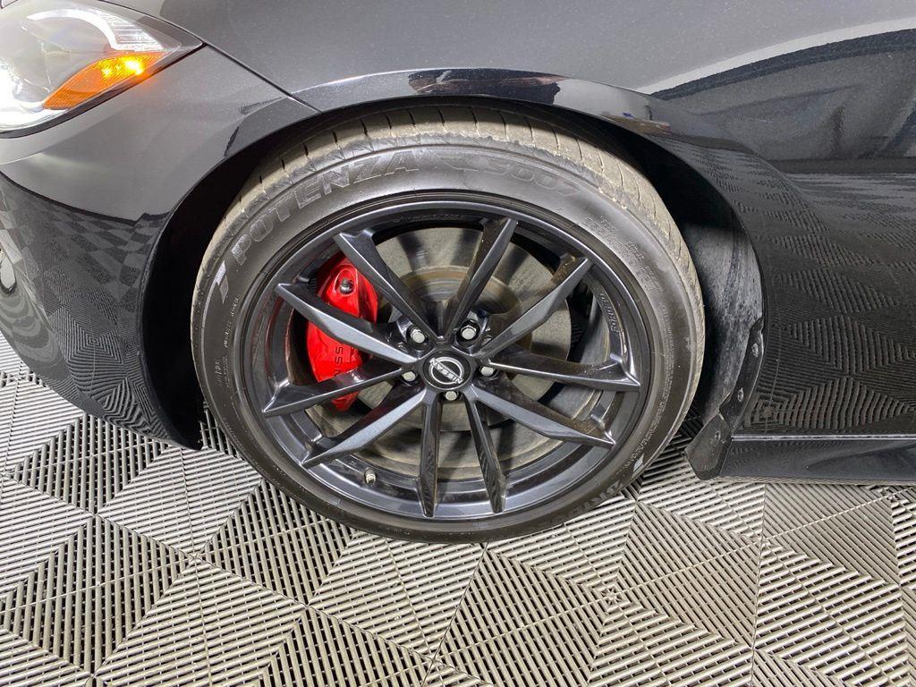 New 2024 Black Diamond Pearl Nissan Performance image 8