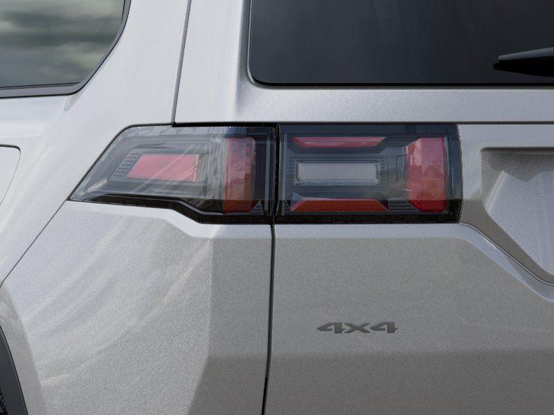 New 2026 Silver Zynith Clear-Coat Exterior Paint Jeep Laredo image 9