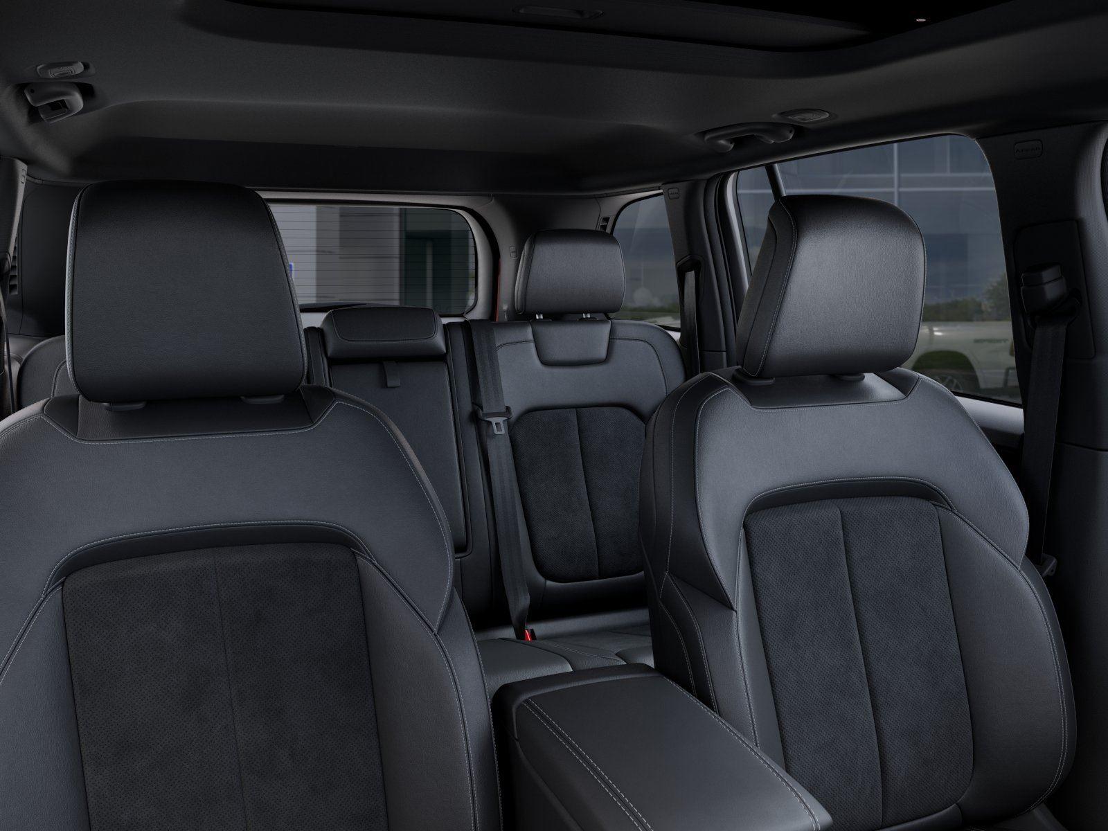 New 2026 Velvet Red Pearl-Coat Exterior Paint Jeep Laredo Altitude image 26