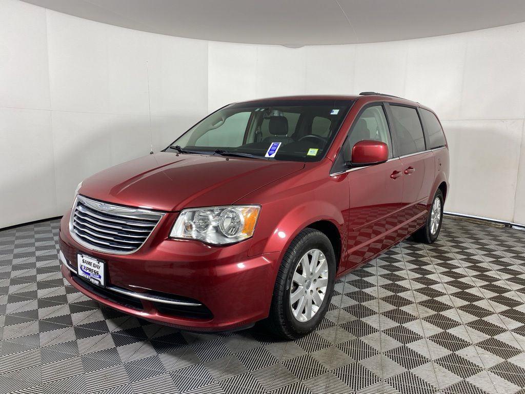 Used 2015 Deep Cherry Red Crystal Chrysler LX image 7