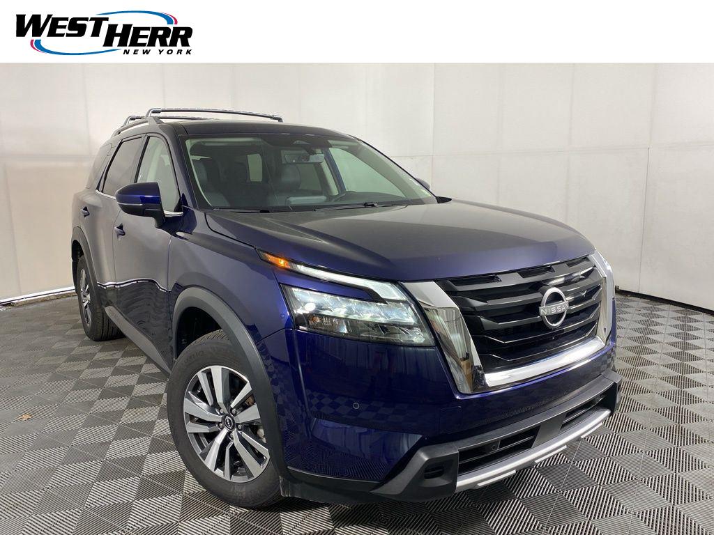 2025 Nissan Pathfinder SL 4WD