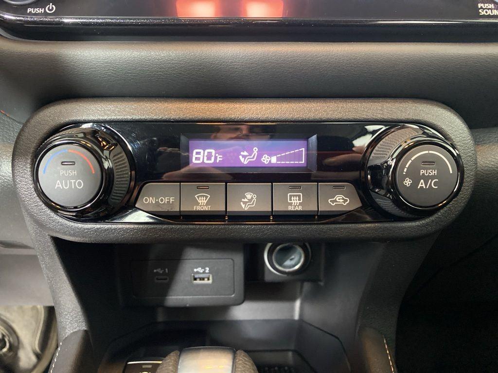 Used 2024 Super Black Nissan SR image 21