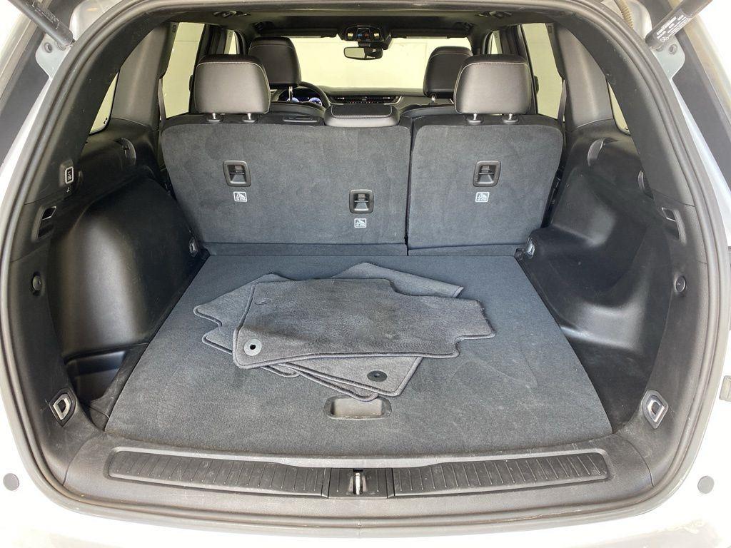 Used 2024 Silver Zynith Jeep Altitude X image 21