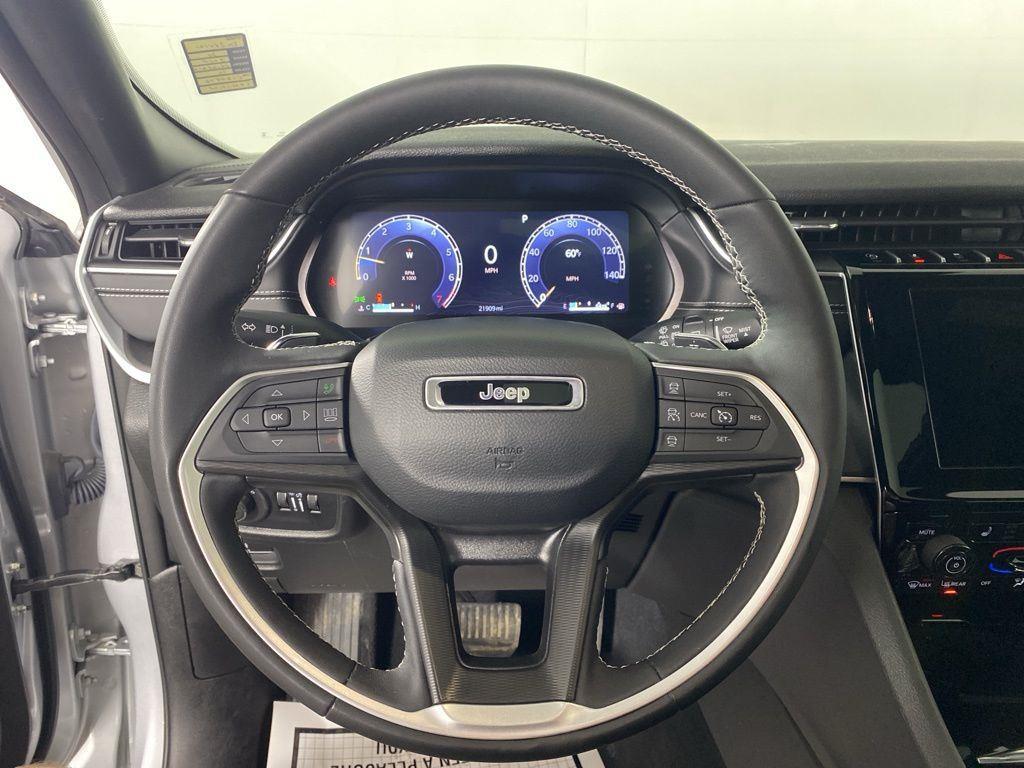 Used 2024 Silver Zynith Jeep Altitude X image 22