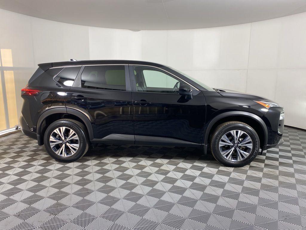 Used 2023 Super Black Nissan SV image 2