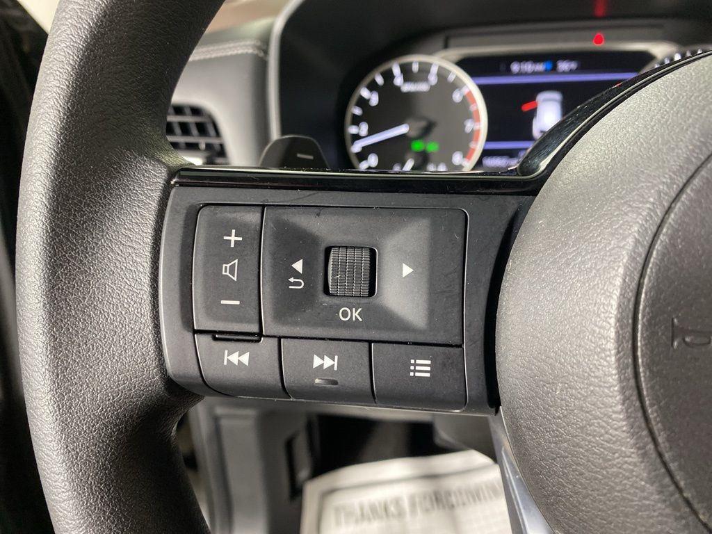 Used 2023 Super Black Nissan SV image 18