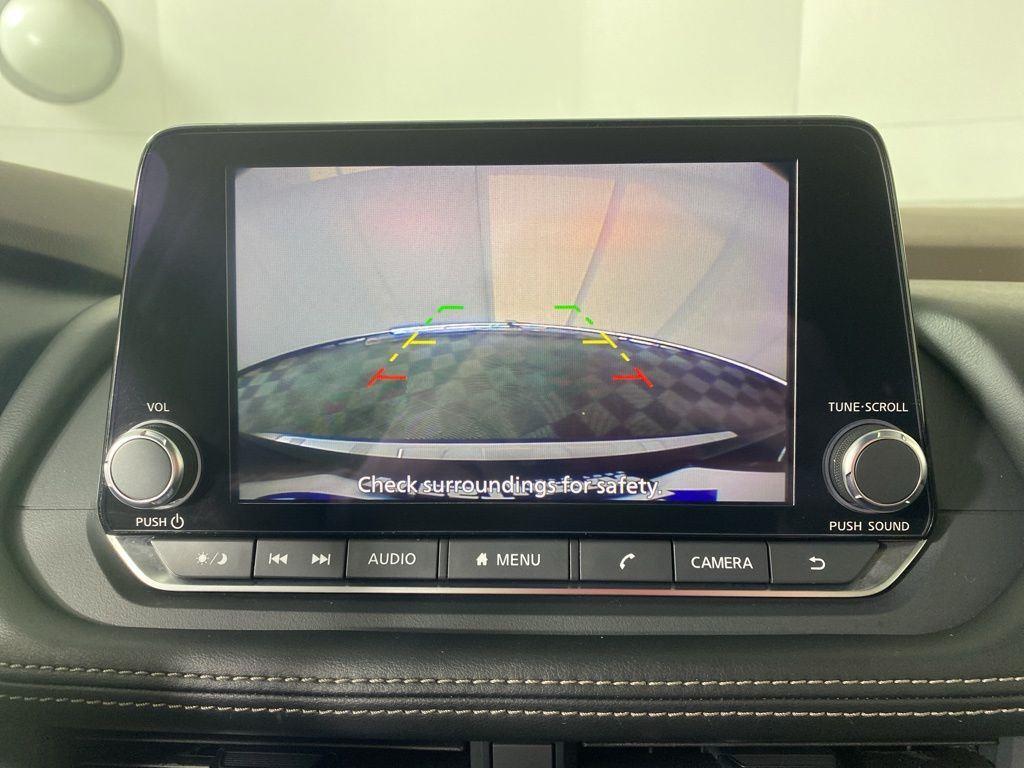 Used 2023 Super Black Nissan SV image 21